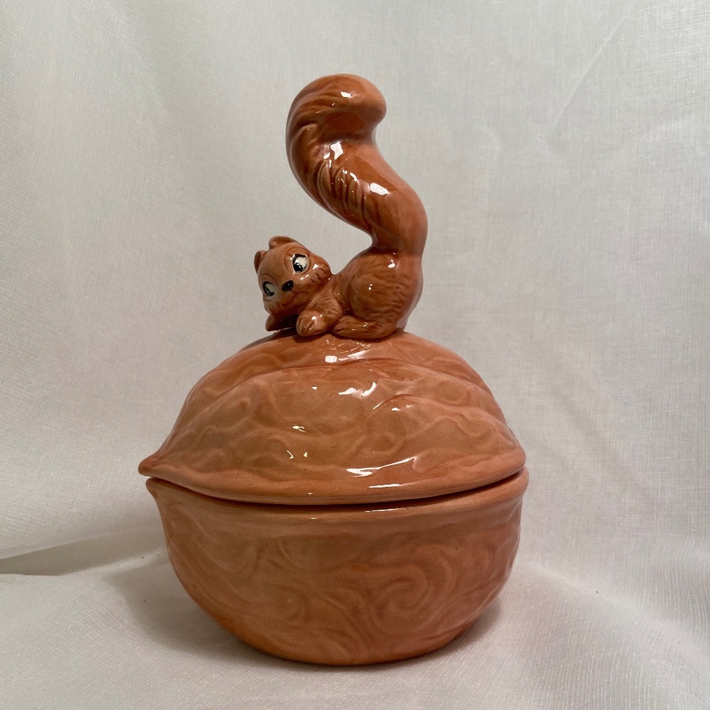 Ceramic Lidded Squirrel on Walnut Dish